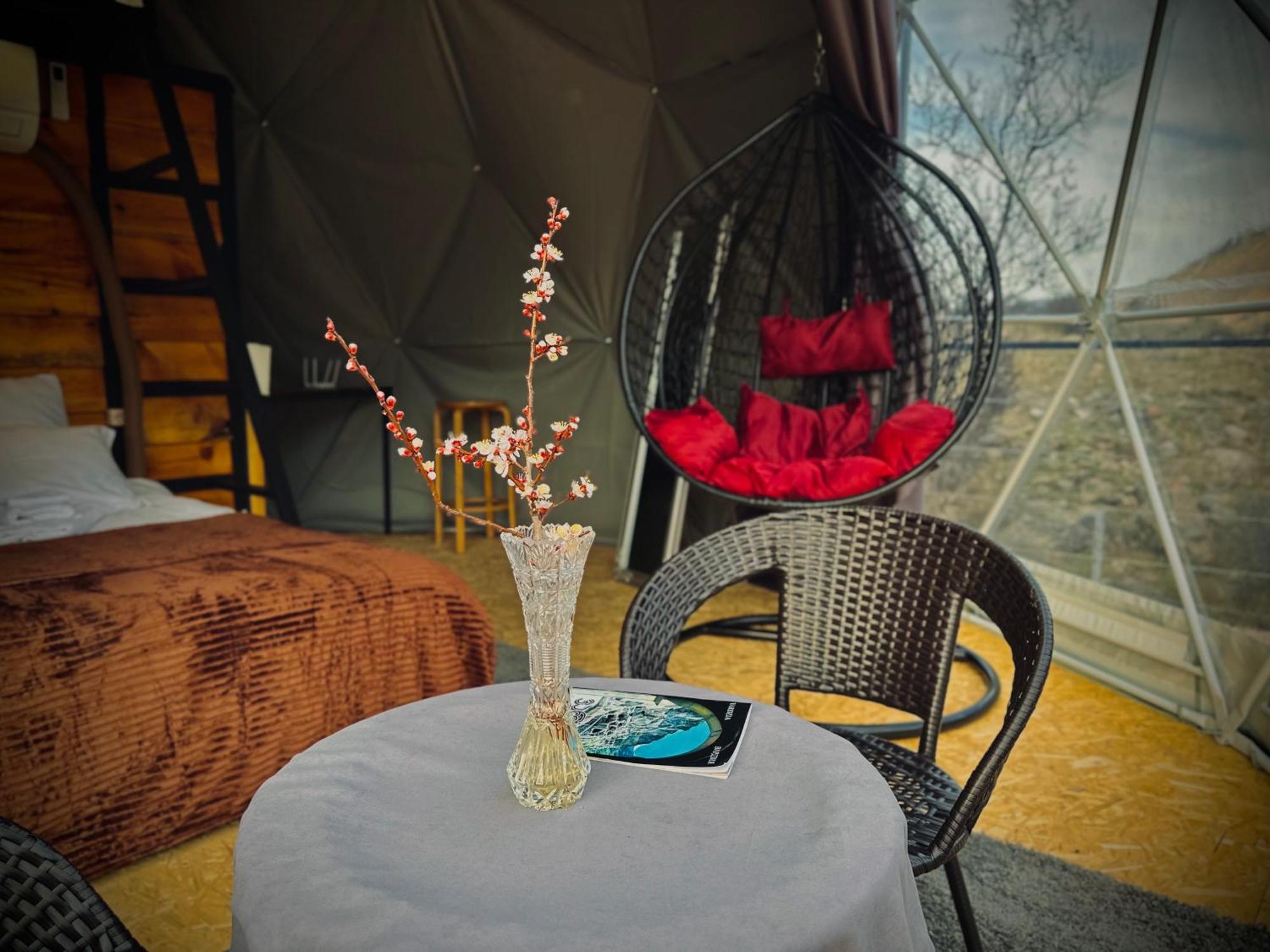 Vardzia Glamping Eksteriør billede