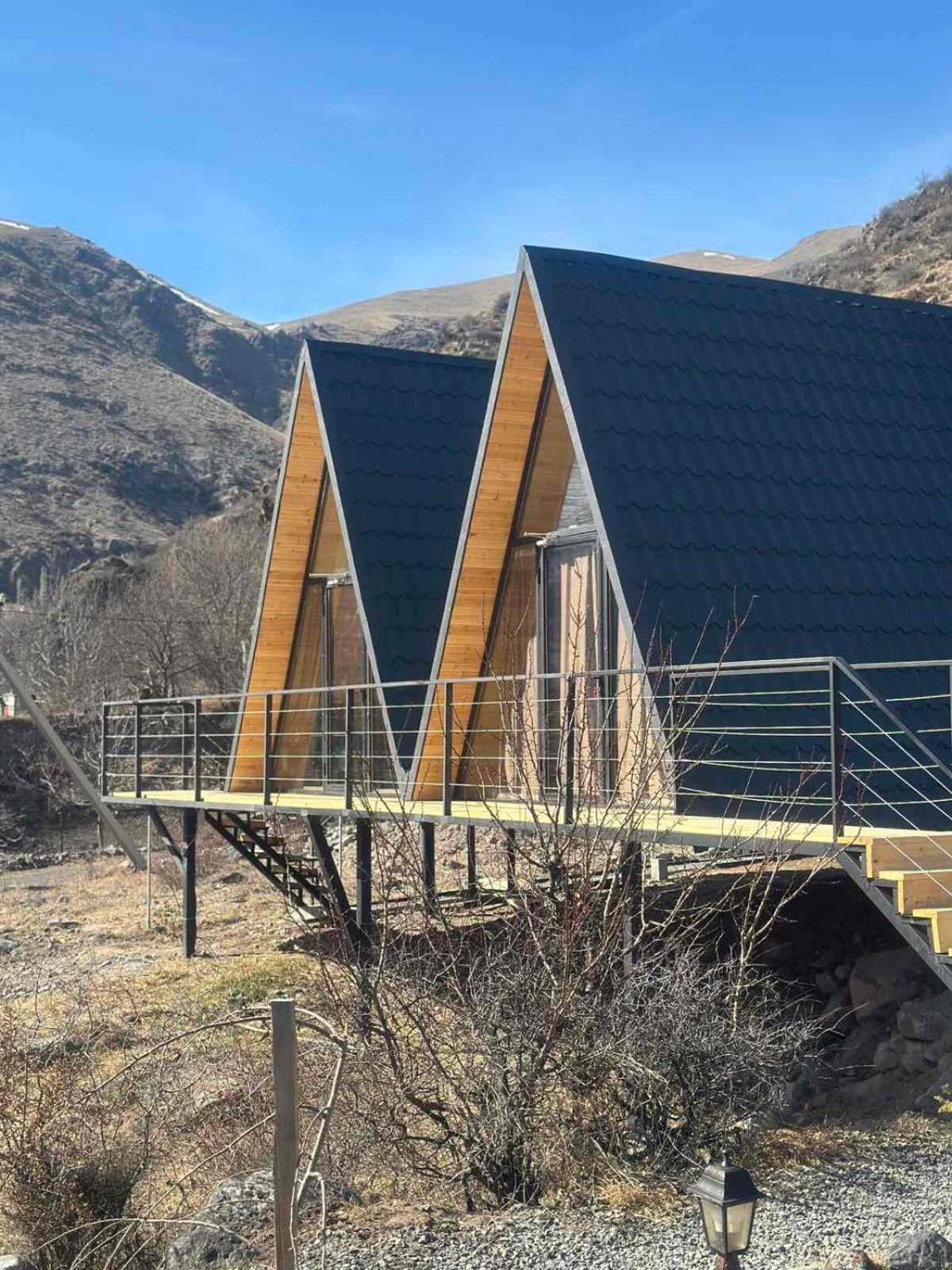Vardzia Glamping Eksteriør billede